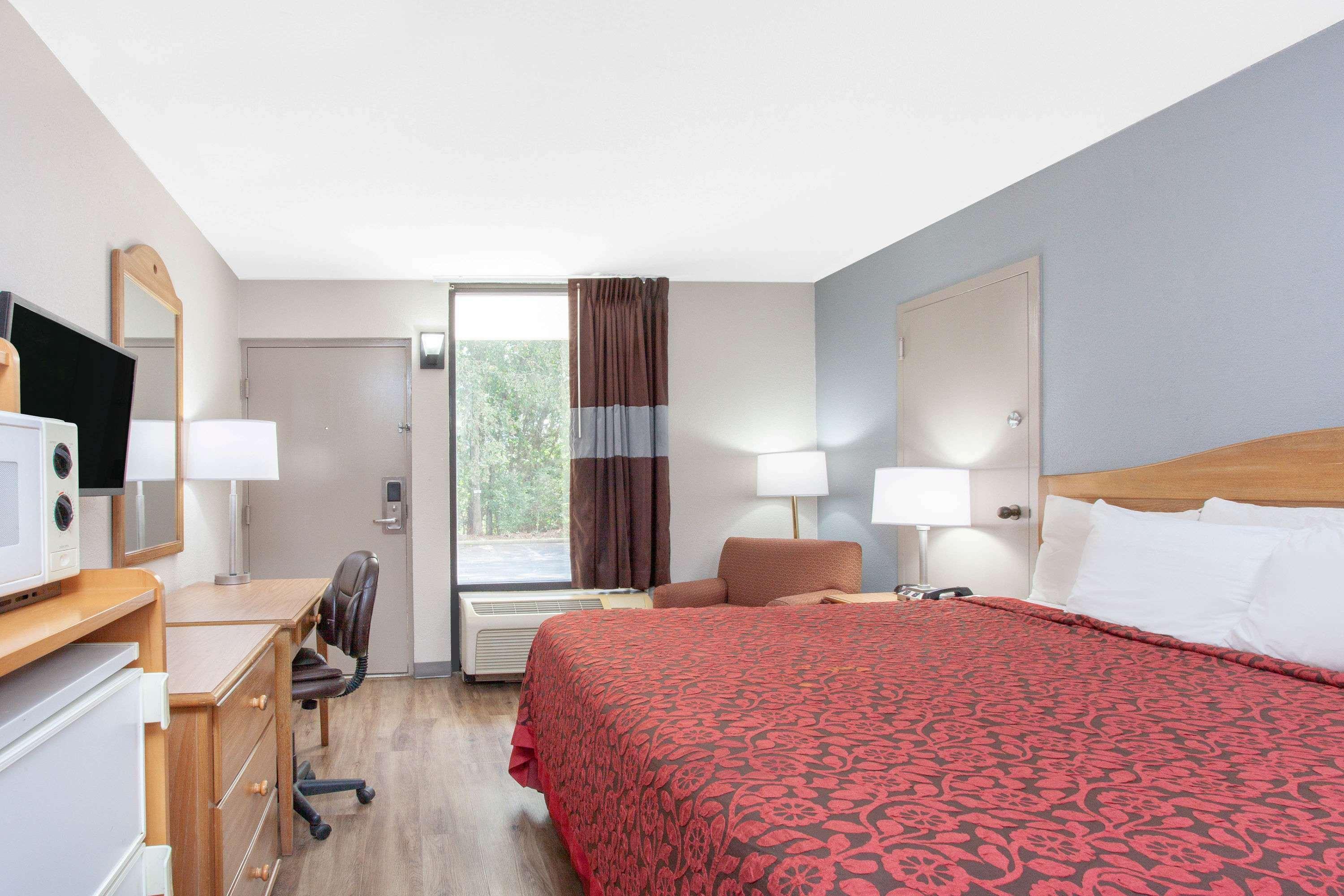 Days Inn By Wyndham Clinton - Laurens I-26 Ngoại thất bức ảnh