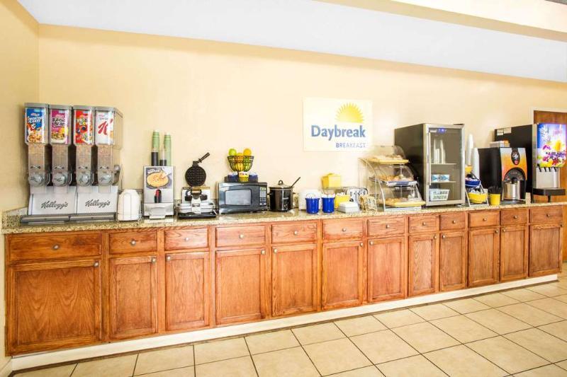 Days Inn By Wyndham Clinton - Laurens I-26 Ngoại thất bức ảnh